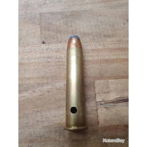 1 cartouche inerte de calibre 45-70 � balle demie blind�e