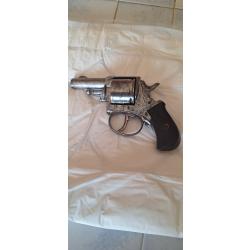 Revolver 6 coups British bulldod