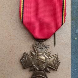 MEDAILLE BELGIQUE CROIX DE FIDELITE FEDERATION ROYAL DES VETERANS DU ROI ALBERT 1er