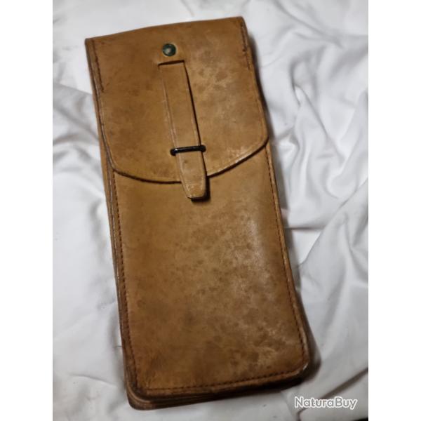 Etui chargeur mat 49