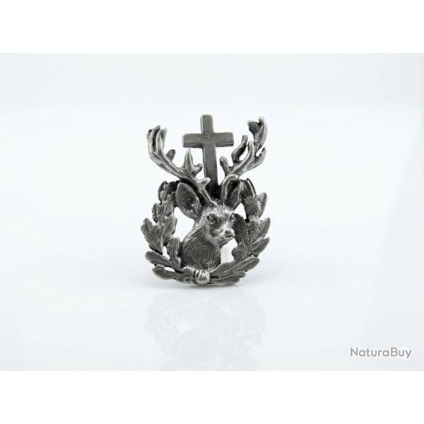 Chasse- Cerf et croix - Hauteur : 40 mm - Largeur : 27 mm-Saint Hubert