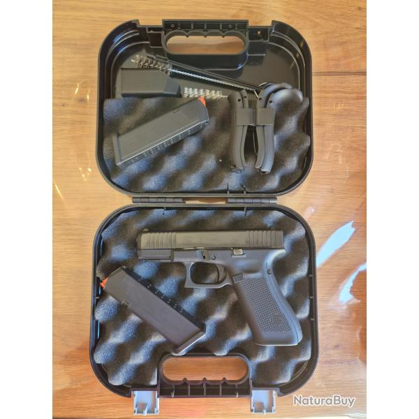 Glock 45 Gen5 + Burris Fastfire 4 + lampe laser Olight Baldr S (lot)