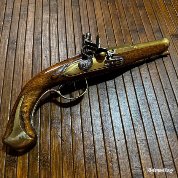 BEAU PISTOLET A SILEX TYPE MARINE