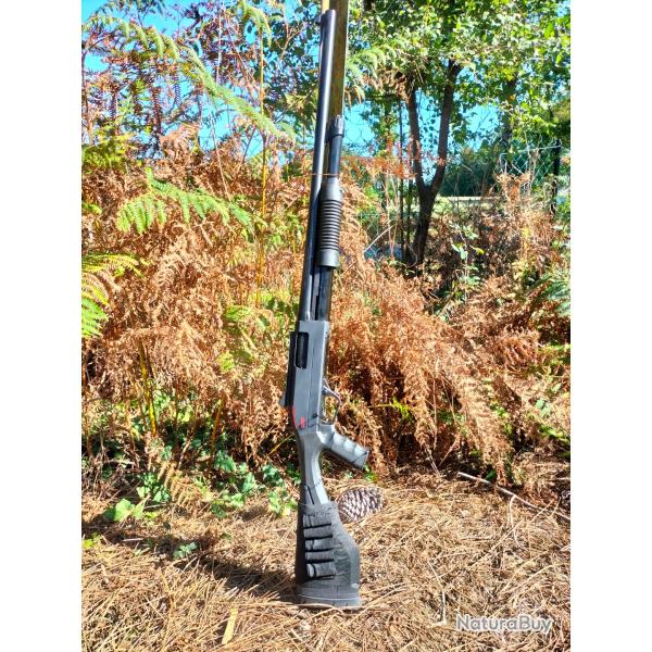 Fusil � pompe Winchester SXP Defender