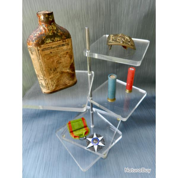 Pr�sentoir � P�tales � - 4 plateaux r�glables pour objets de collection