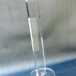 Pr&eacute;sentoir - pied support en cristal acrylique - Sabre, fusil et objets longs