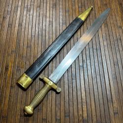 TR&Egrave;S BEAU GLAIVE 1831 DANS SON FOURREAU BELLE &Eacute;TAT NOMBREUX POIN&Ccedil;ONS TALABOT&nbsp;PARIS et matricule