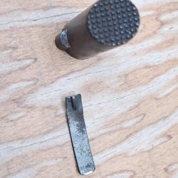 Verrou de chargeur plus ressort P.08 Luger