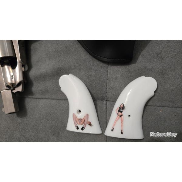 Plaquettes de crosse pour Pietta remington 1858 en r�sine �poxy blanche revernies pin up !