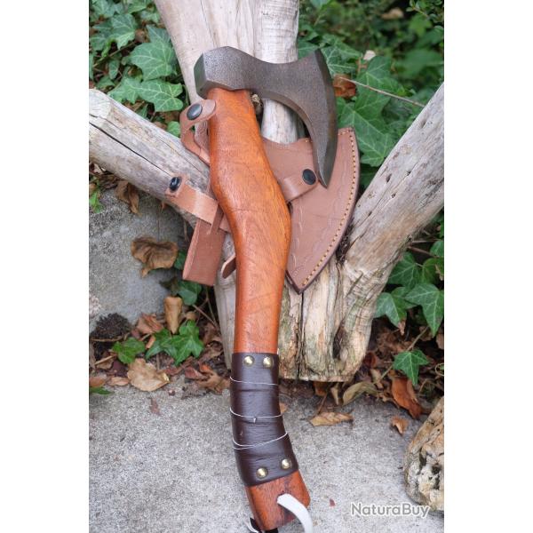 Hache De Viking Bj�rn C�te-de-Fer Lame Acier Carbone 1055 Manche Bois Etui Cuir Fabric Artisanale