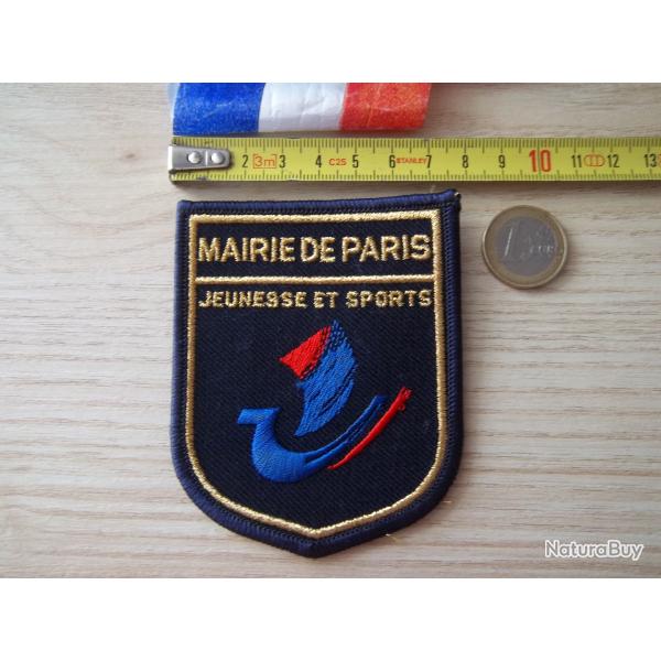 �cusson mairie Paris jeunesse et sport insigne collection