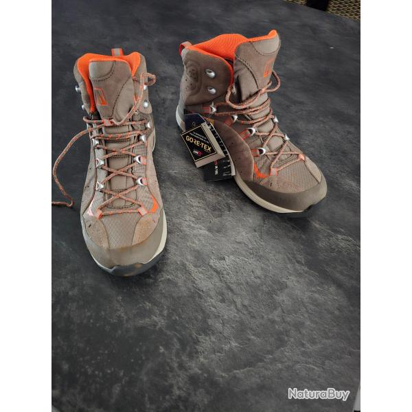 Chaussure randonn�e et chasse Tecnica GORETEX T 44
