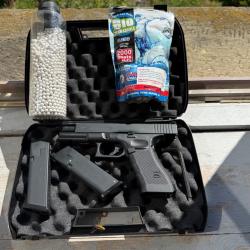 Airsoft Glock 17 gen 4 (6mm, 1.3j, CO2) + 2 chargeurs