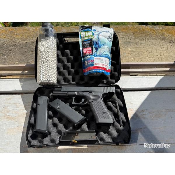 Airsoft Glock 17 gen 4 (6mm, 1.3j, CO2) + 2 chargeurs
