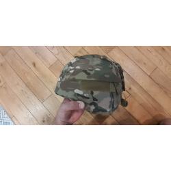 Casque Spectra en Kevlar avec couvre-casque multicam