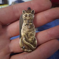 figural pocket knife cat