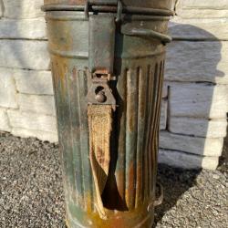 Bo&icirc;te masque &agrave; gaz allemand camoufl&eacute; WW2
