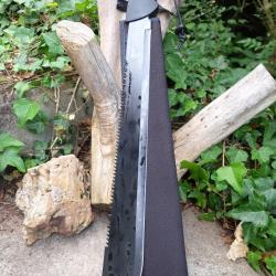 Grande Machette Military Guide de Brousse Lame Acier Inox Manche Abs Etui Nylon Amazonas 000