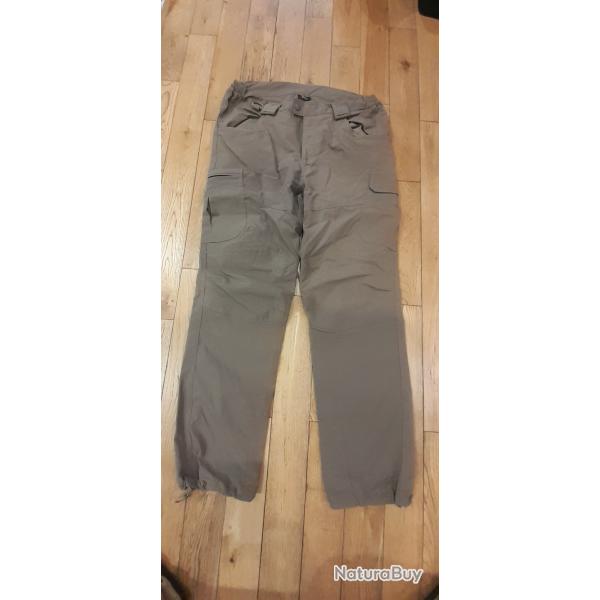Pantalon tactique beige de marque TOE taille 44 neuf