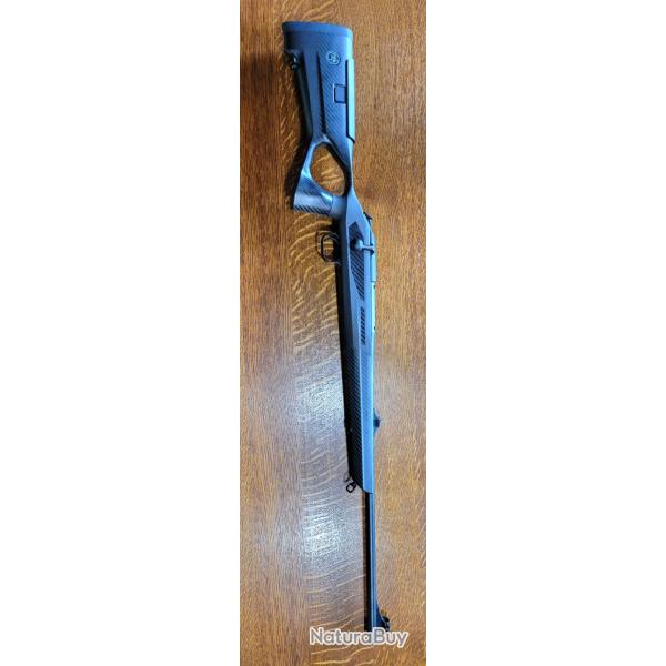 BLASER R 93 en calibre 300 win Mag avec crosse CARBONE FBT
