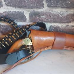 Remington 1858 Pietta calibre .44 - Lot avec accessoires