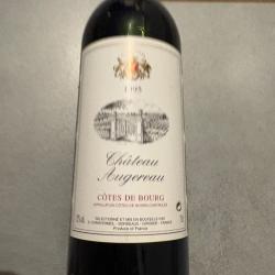 Bouteille de vin rouge Ch&acirc;teau Augereau C&ocirc;tes du bourg 1995