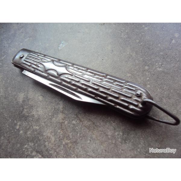 Ancien couteau pliable en mental