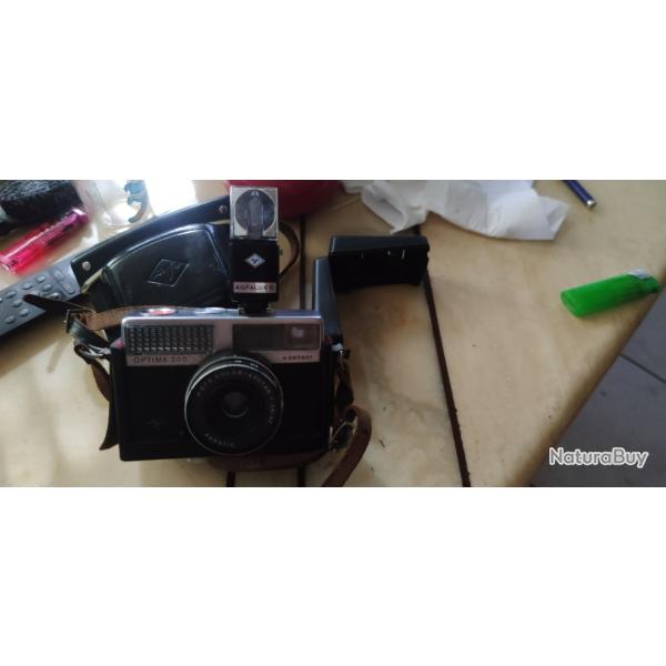 Ancien appareil photo de collection