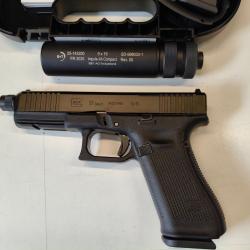 Pack Glock 17 gen5 MOS filet&eacute; + Mod&eacute;rateur son B&T impuls compact + crosse B&T USW-17