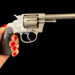 COLT NEW POLICE cal. 32swL num&eacute;ro 25109