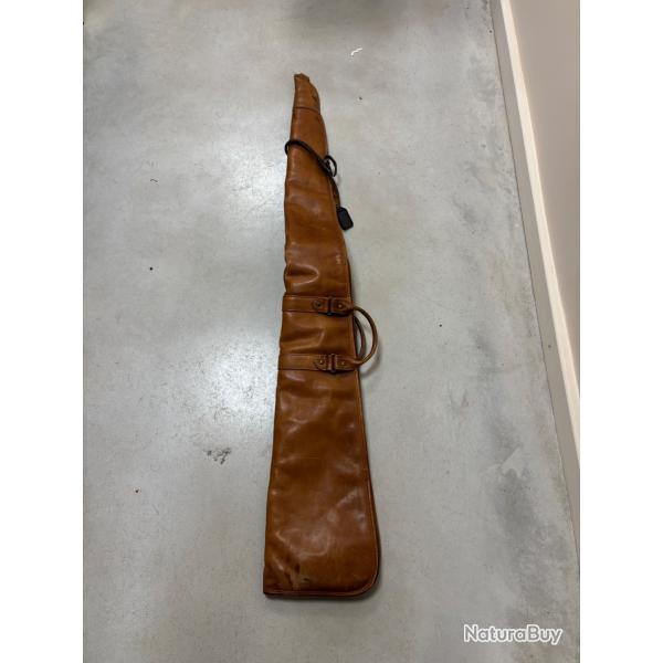 housse pour fusil cuir avec laine a l'int�rieur  a vendre aux ench�res destockage chasse