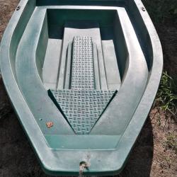 Barque de p&ecirc;che / Annexe plastique rigide verte