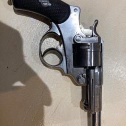 Revolver fran&ccedil;ais Mod&egrave;le 1873 Chamelot-Delvigne