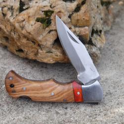 Couteau Style Buck Lockback | Lame Clip Point Acier Carbone 1055 | Manche 2 Bois Fab Artisanale