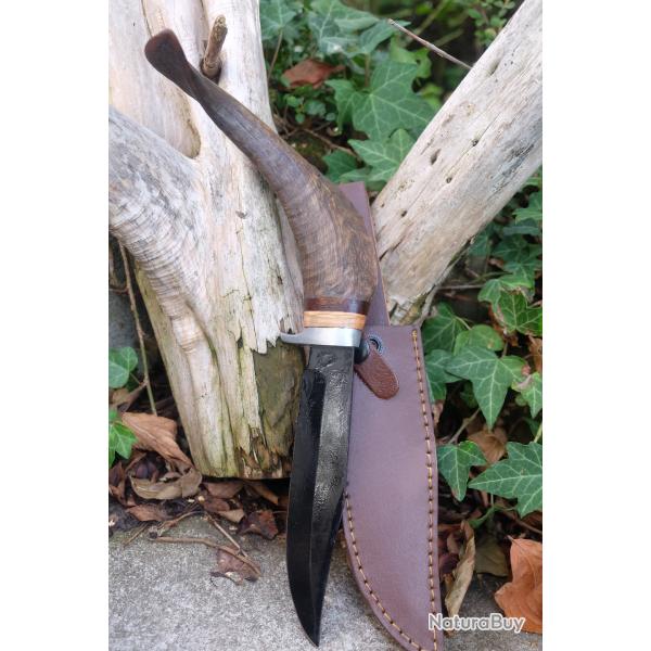 Couteau De Chasse Skinner Lame Acier Carbone 1055 Blk Manche Corne Antilope Etui Cuir Fab Artisanale