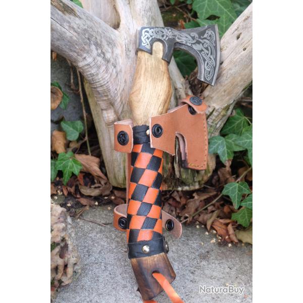 Mini Hache de Viking Ragnar Lothbrok Lame Acier Carbone 1055 Manche Bois Etui Cuir Artisanale
