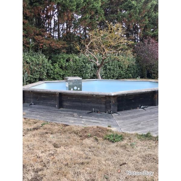 Vends piscine Piscinelle hexagonale de 20 M2 environ