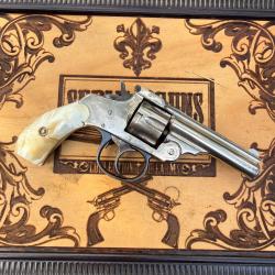 HARRINGTON & RICHARDSON 22lr PREMIER FIRST MODEL - 3rd VARIATION  - NACRE - 1897/1898