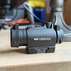 Point rouge URIKAN Mini Predator 1x23 neuf avec embase