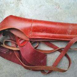 holster &eacute;paule revolver canon long max 6 pouces