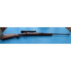 carabine grande chasse 375 Mag. marque Centaure Li&egrave;ge fabrication FN avec lunette Zeiss 4 x crochets