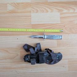 Petit poignard / couteau de botte vintage avec &eacute;tui &agrave; sangles (16 cm)