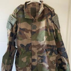 Veste F&Eacute;LIN arm&eacute;e