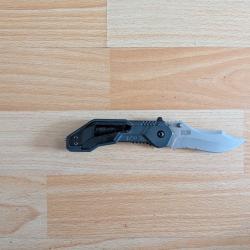 Couteau pliant tactique Smith & Wesson M&P (Mod&egrave;le SWMP15)