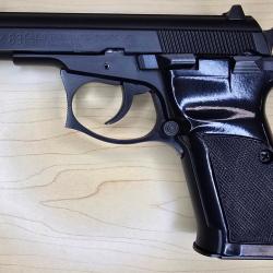 PISTOLET CZ 83