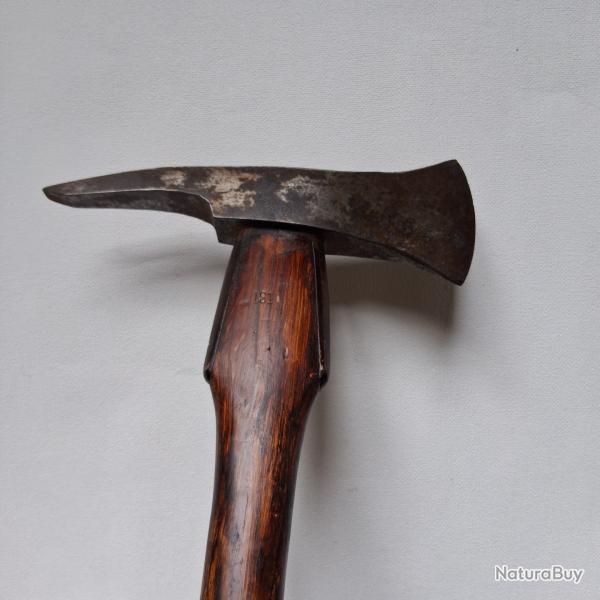 Ww1  hatchet / axe