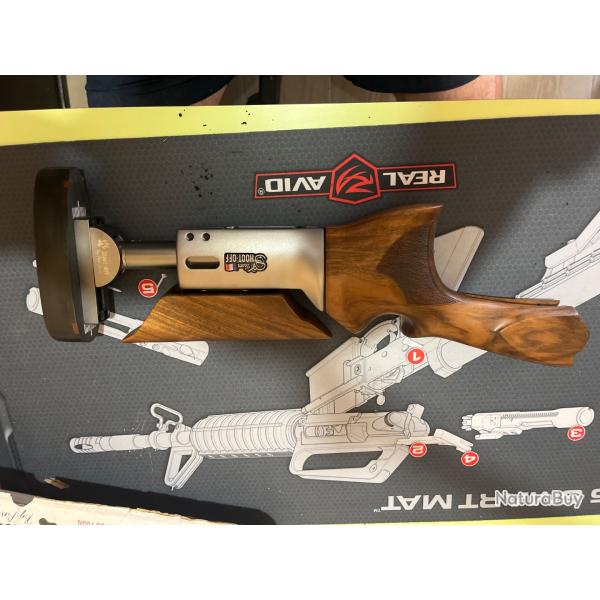 Crosse ergonomique pour fusil de ball trap