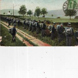 carte  postale   militaria  -   une  embuscade