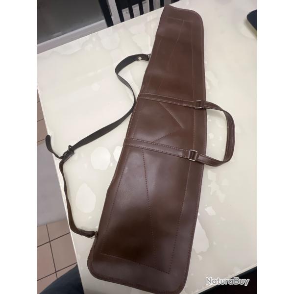 �tui cuir pour arme d�mont�e