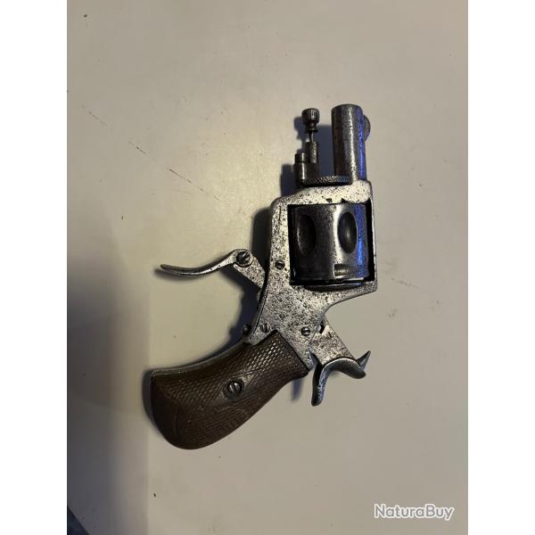 Revolver Bulldog